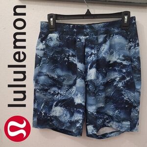 Lululemon Men's Channel Cross 7" Swim Shorts Lined Size Medium